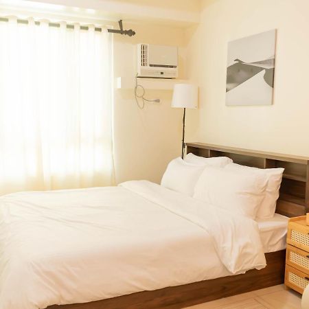 Amora Suites At The Beacon Makati Manille Extérieur photo