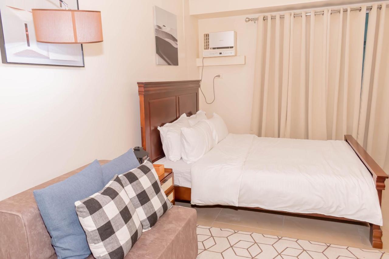 Amora Suites At The Beacon Makati Manille Chambre photo