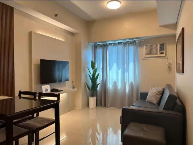 Amora Suites At The Beacon Makati Manille Extérieur photo
