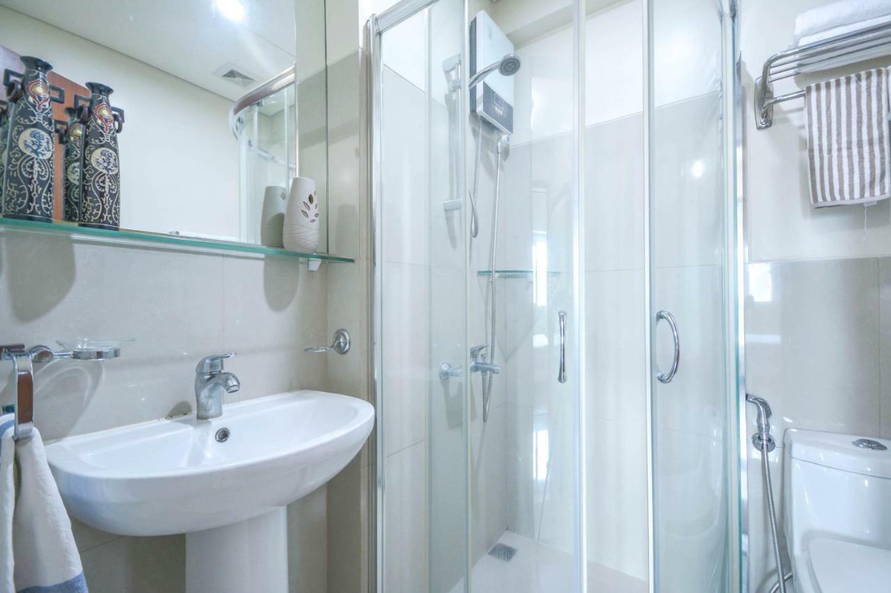 Amora Suites At The Beacon Makati Manille Extérieur photo